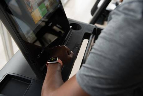 泰诺健向中国市场展示与苹果手表同步有氧leyu·乐鱼(中国)体育官方网站健身数据